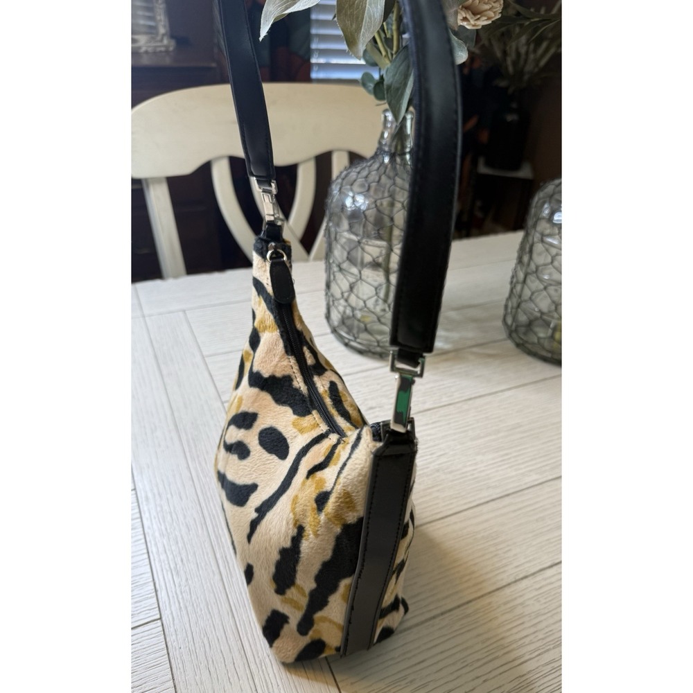 Tiger Print Black & Tan Zip Top‎ Faux Fur Shoulder Handbag. 9"x8" x5". Boho Chic - Picture 5 of 11